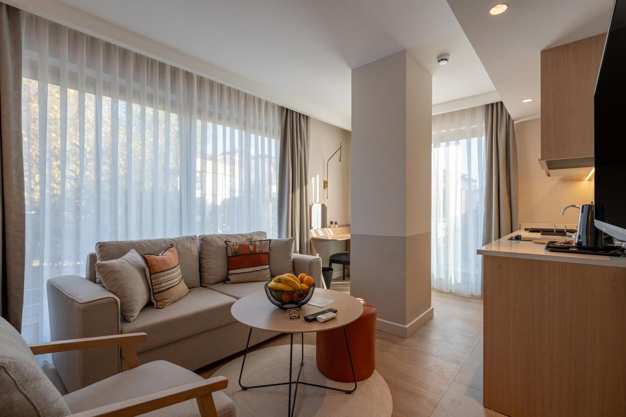 Oli Hotel And Suites Antalya Bagian luar foto