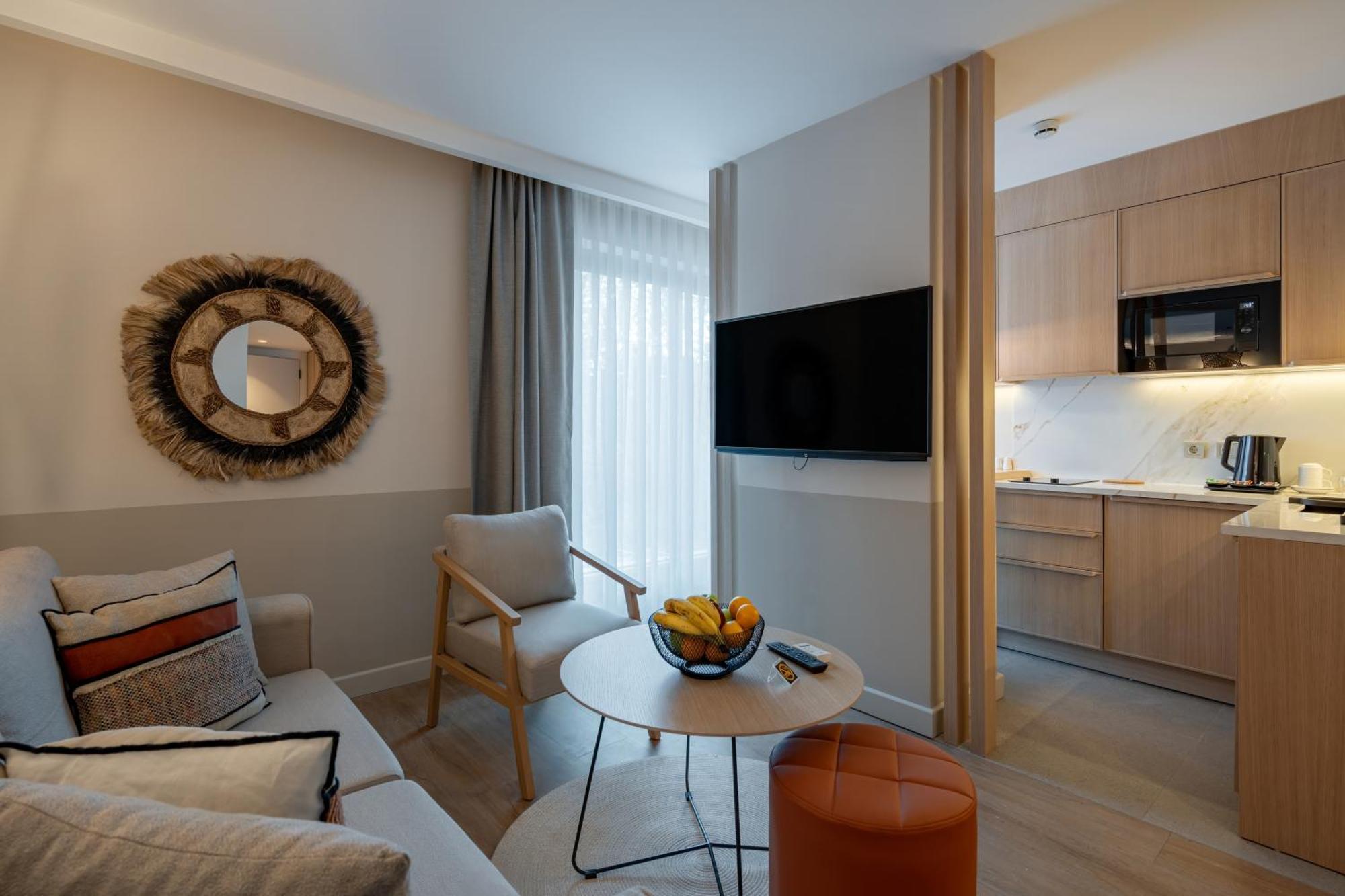 Oli Hotel And Suites Antalya Bagian luar foto