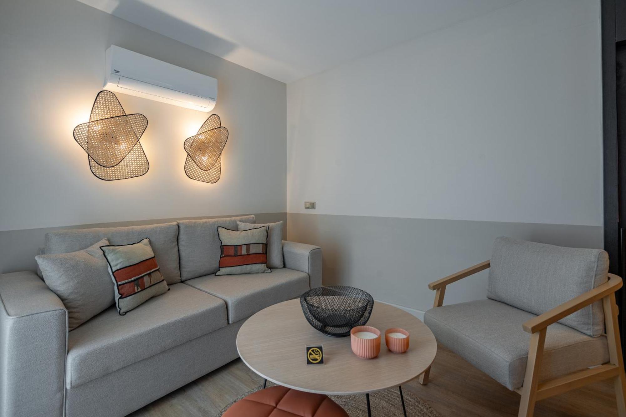 Oli Hotel And Suites Antalya Bagian luar foto